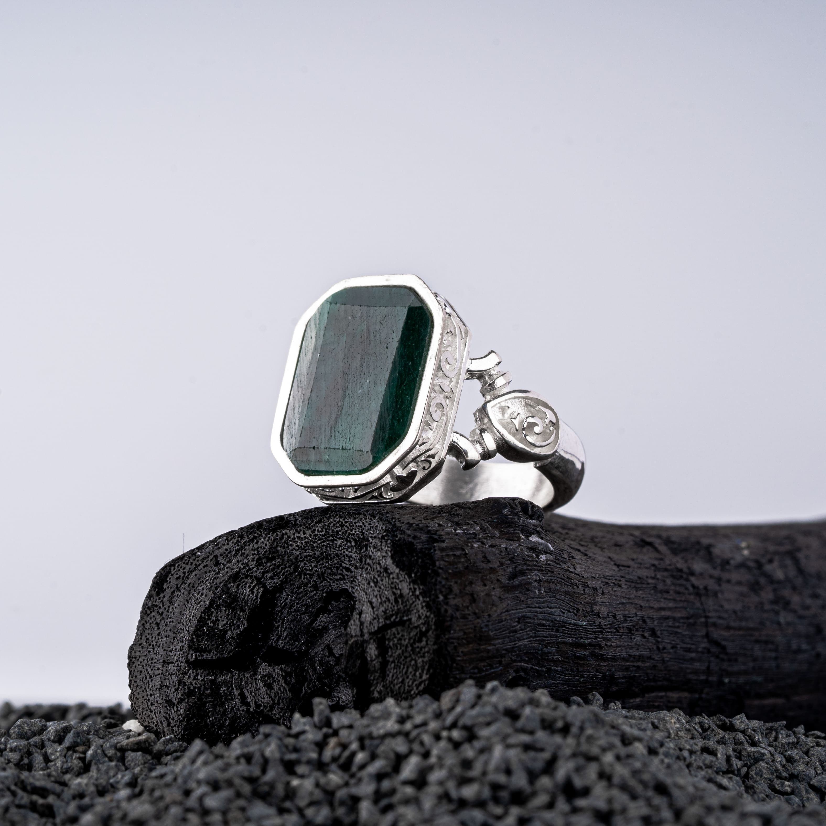 خاتم زمرد افريقي