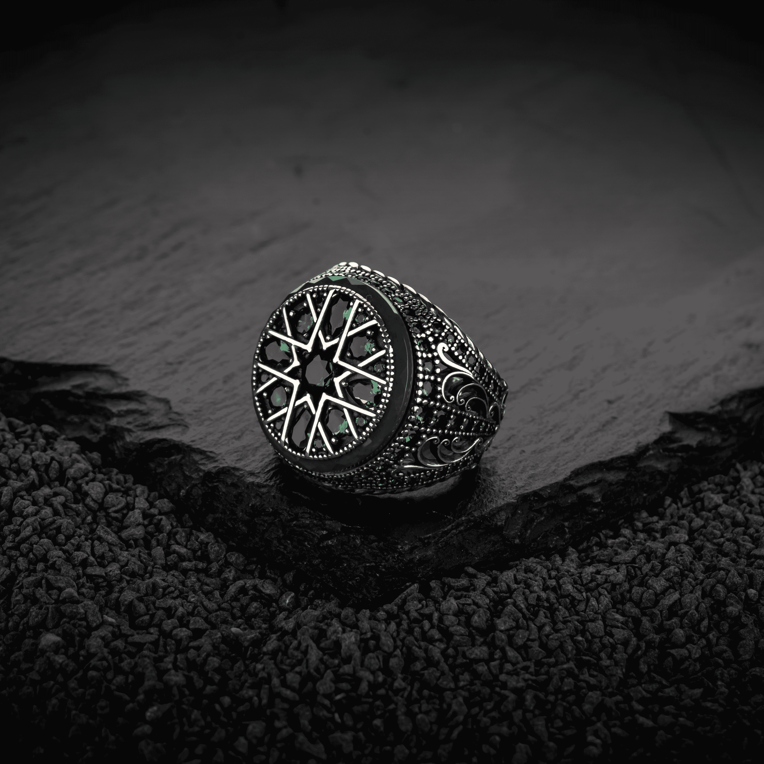 خاتم زيركون